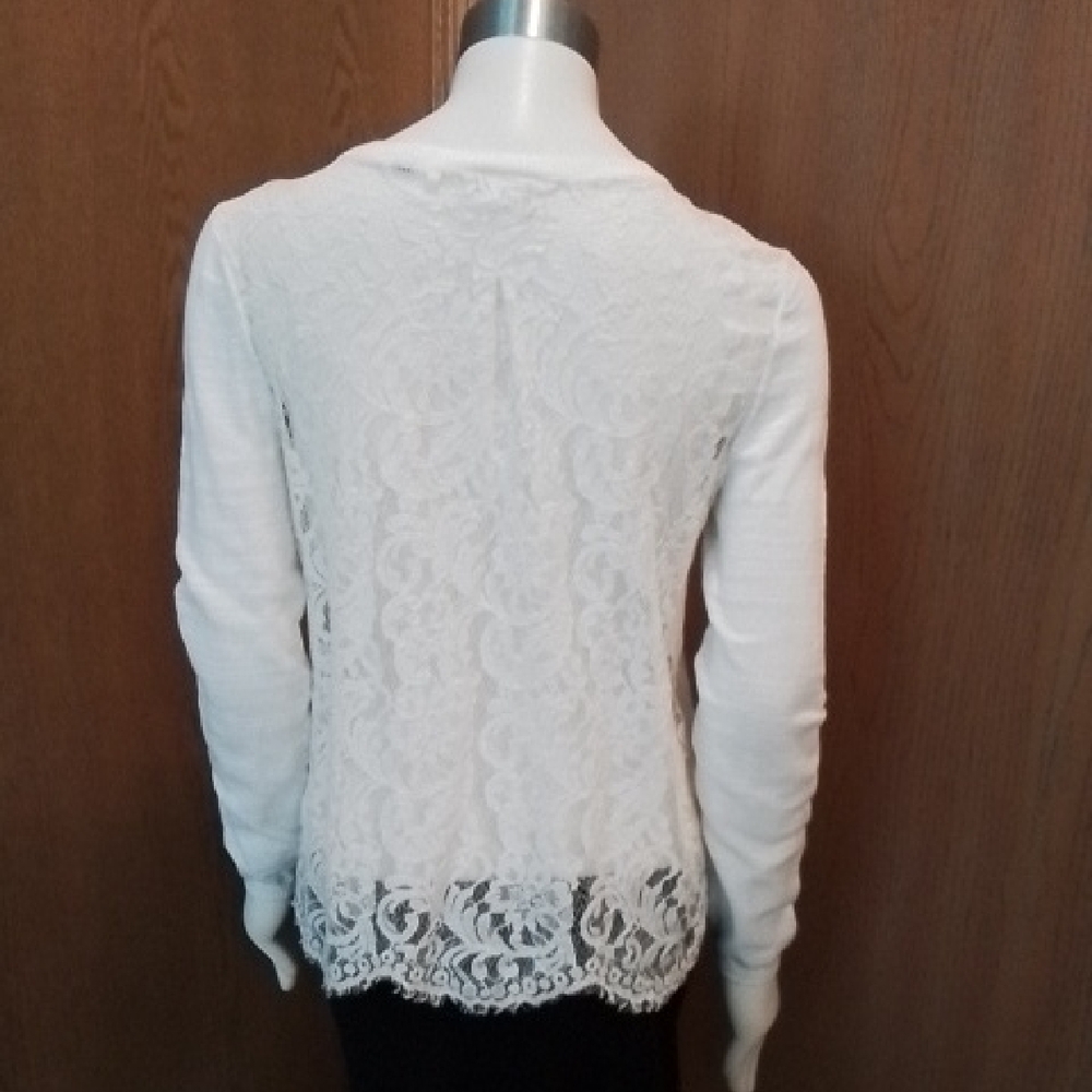 CAbi White Lace 80% Cotton Long Sleeve Top, Size M..